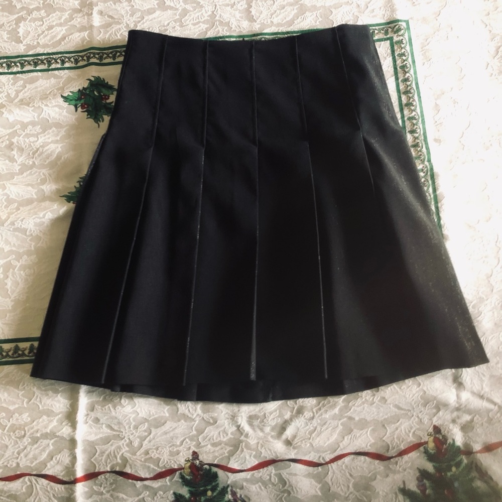 🍾 HOST PICK 🍾 🖊 Arden B Black Schoolgirl Skirt 🖊 - Picture 6 of 7